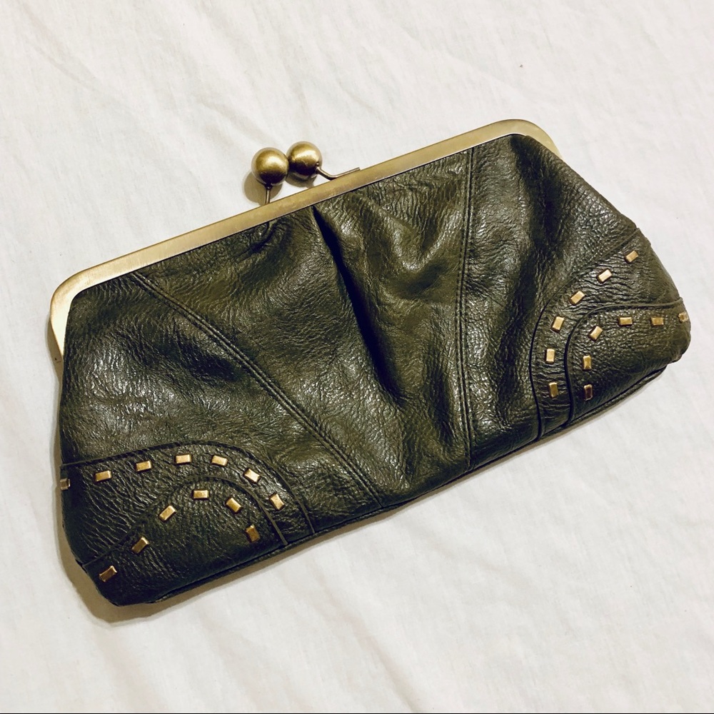Jessica Simpson | Green Clutch
